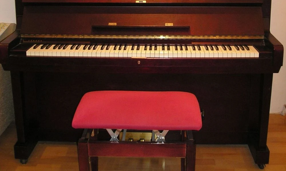 Piano.