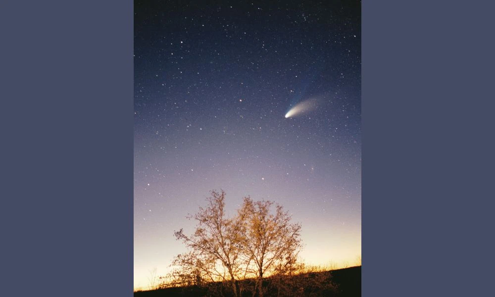 Cometa en el cielo.