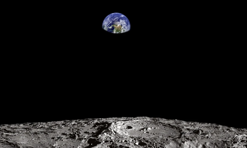 ¿Por qué siempre vemos la misma cara de la Luna?
