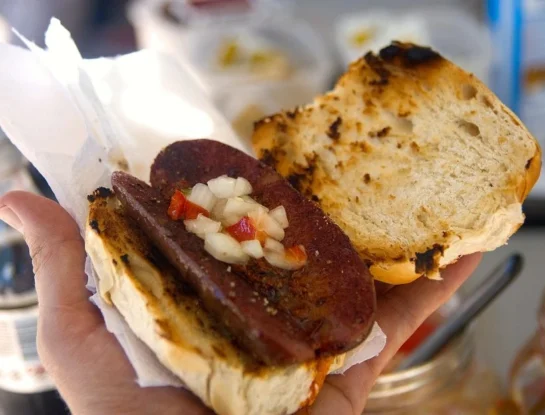¿El choripán es realmente argentino?
