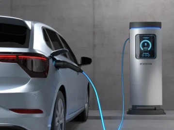 ¿Qué diferencia hay entre un automóvil eléctrico y uno híbrido?