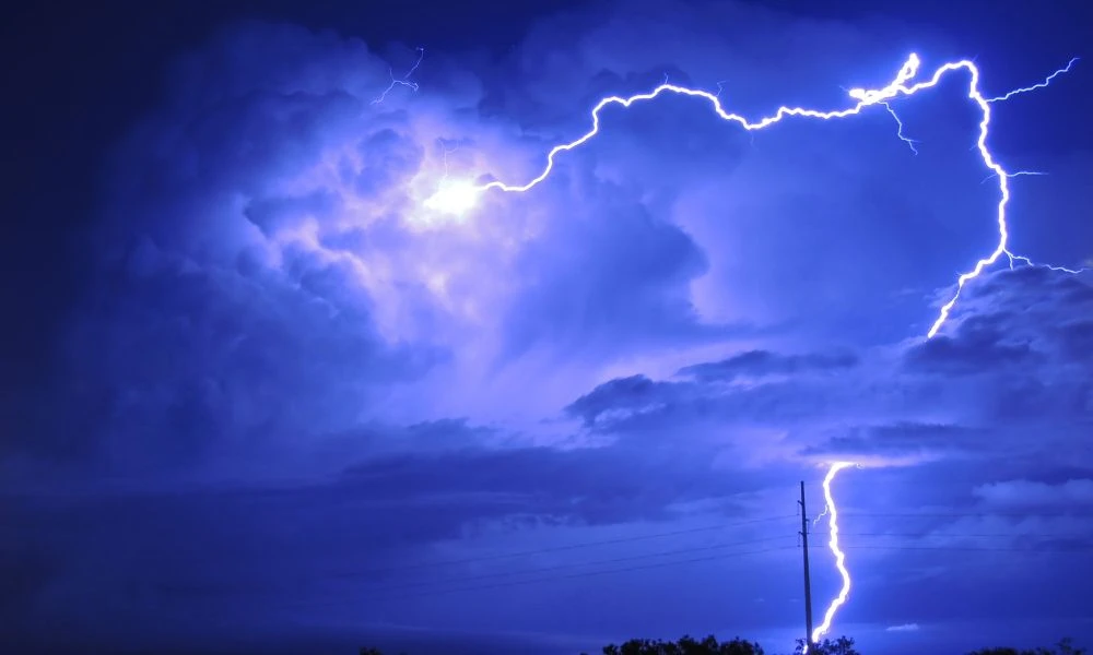 Rayos en el cielo.