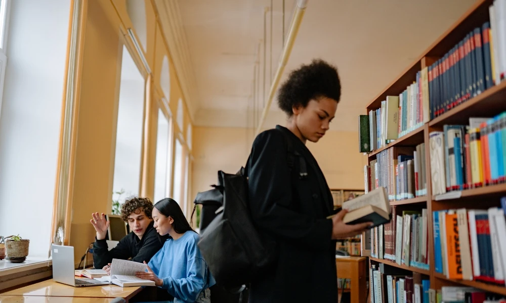 ¿Qué es la prueba PISA y cómo logra comparar a estudiantes de 91 países?