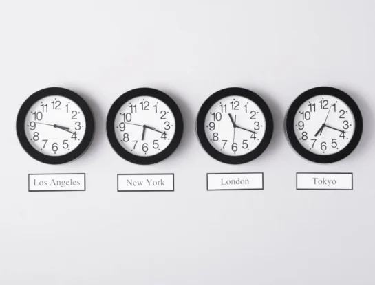 ¿Qué son los husos horarios y por qué no todos siguen líneas rectas?