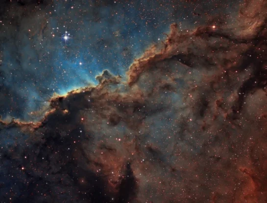 ¿Las fotos del espacio realmente se ven así cuando las toma un telescopio?