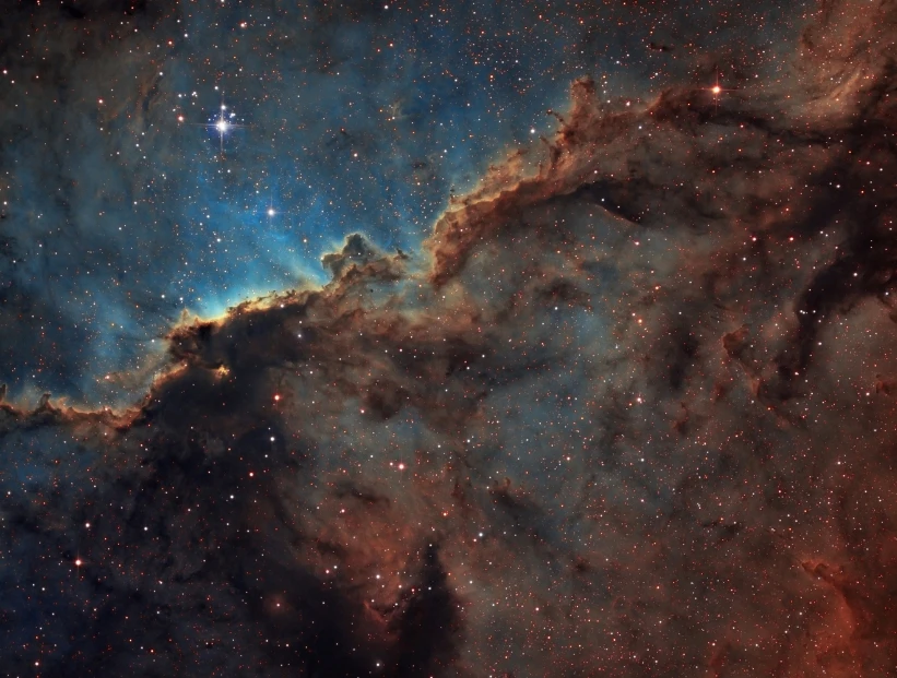 ¿Las fotos del espacio realmente se ven así cuando las toma un telescopio?
