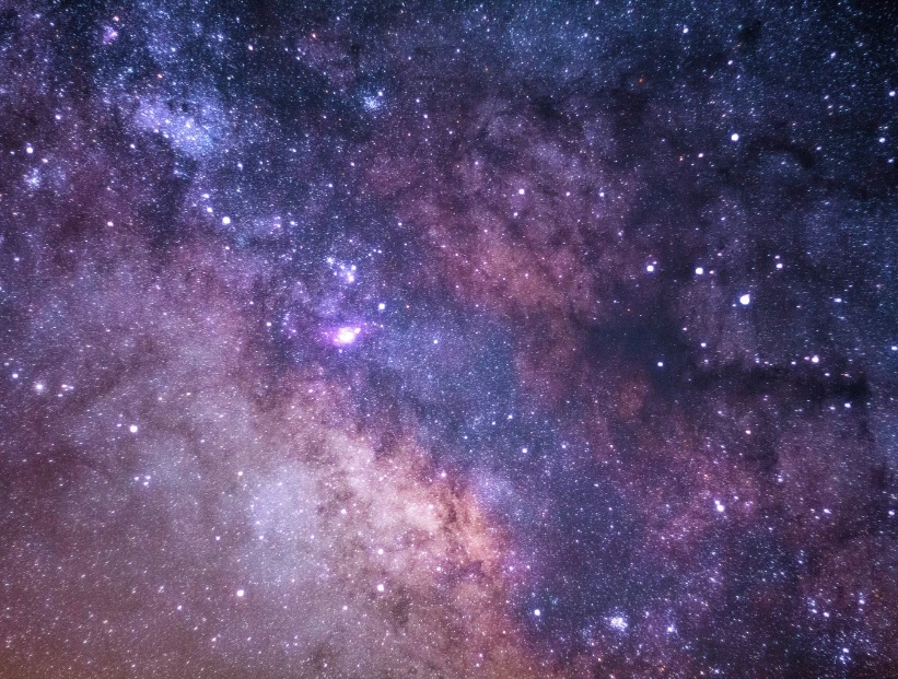 ¿Cómo puede una nube de polvo fabricar una estrella?