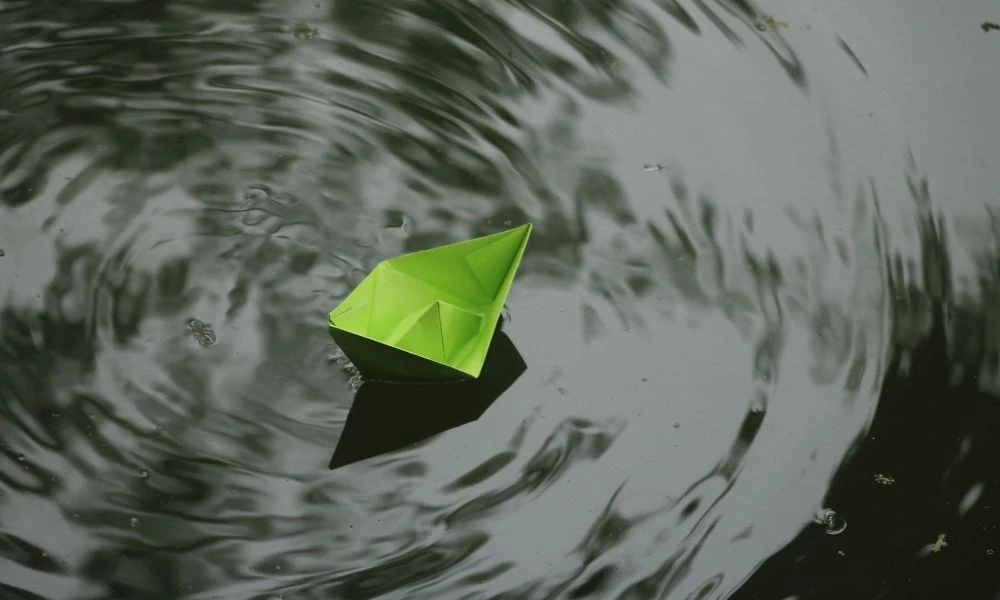 Papel mojado.